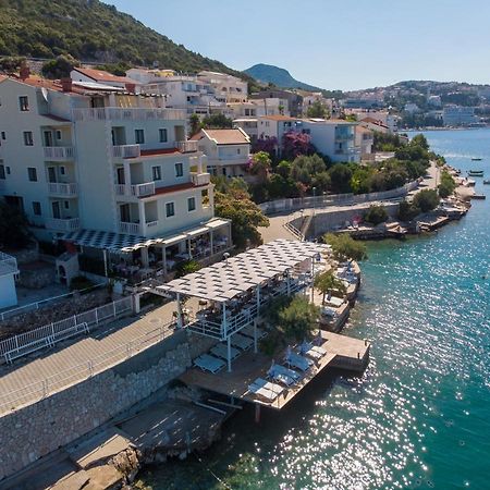 Hotel Posejdon Неум Экстерьер фото