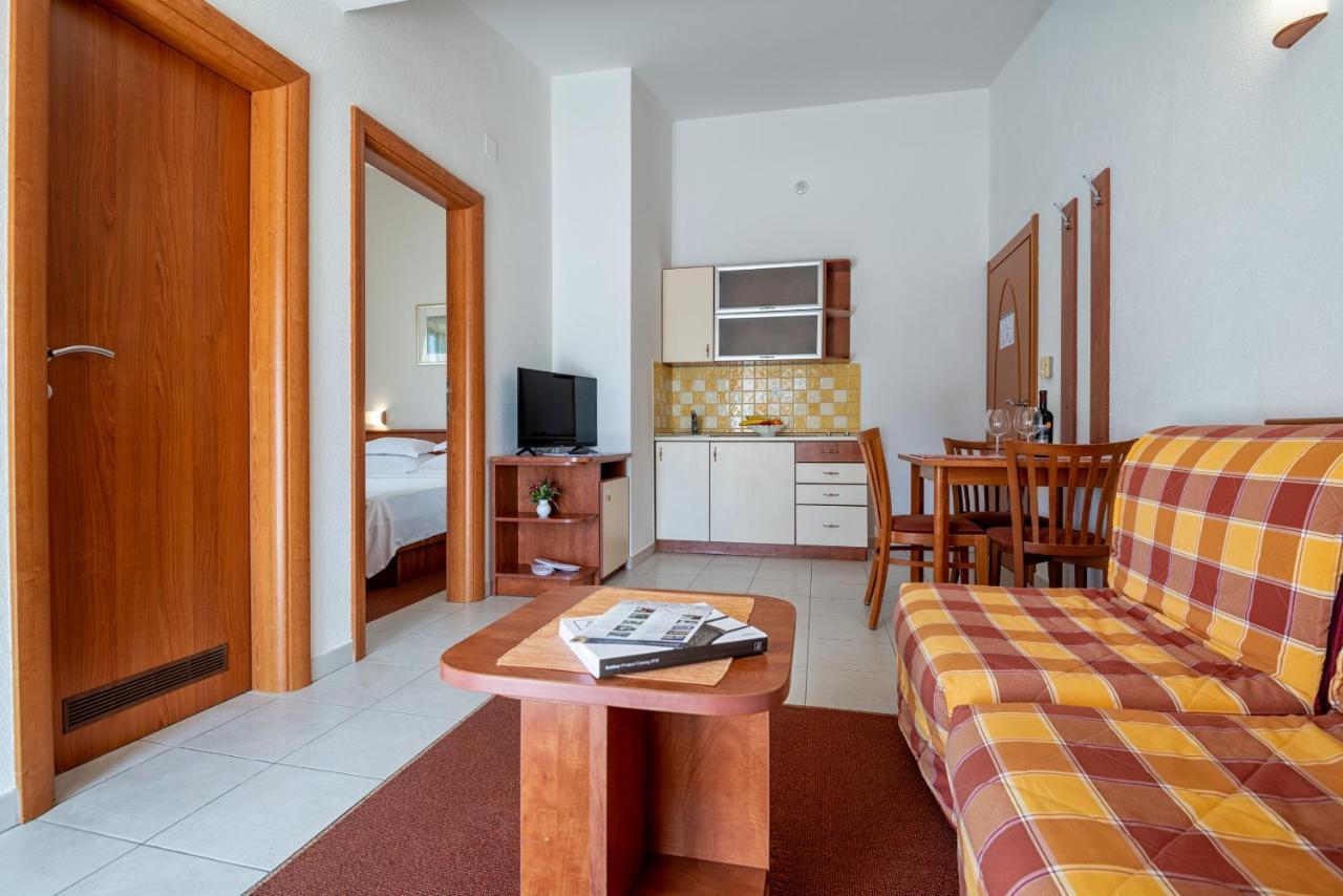 Hotel Posejdon Неум Экстерьер фото