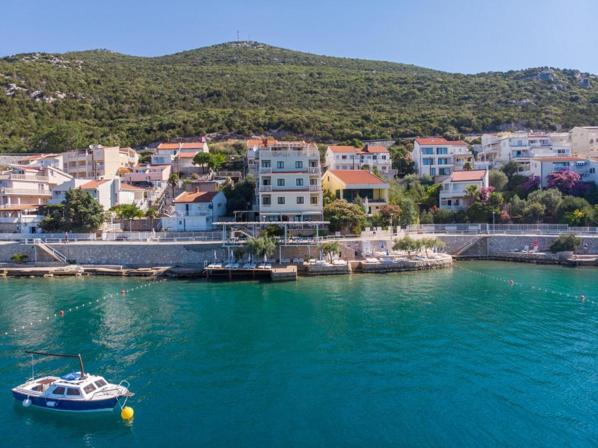Hotel Posejdon Неум Экстерьер фото