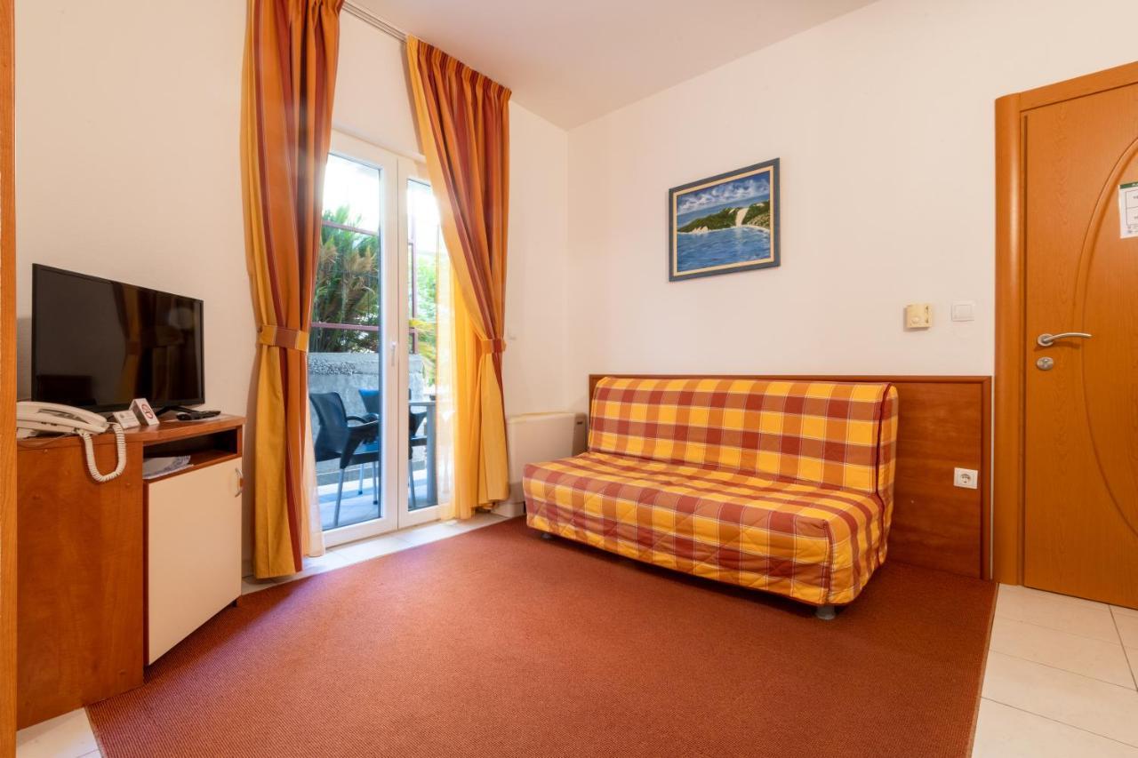 Hotel Posejdon Неум Экстерьер фото